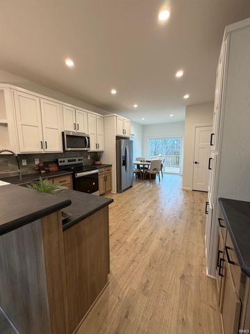 2517 S Banta Avenue, Bloomington, IN 47403