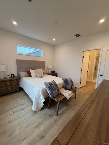 2517 S Banta Avenue, Bloomington, IN 47403