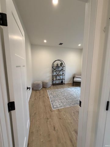 2517 S Banta Avenue, Bloomington, IN 47403