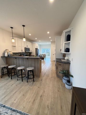 2517 S Banta Avenue, Bloomington, IN 47403