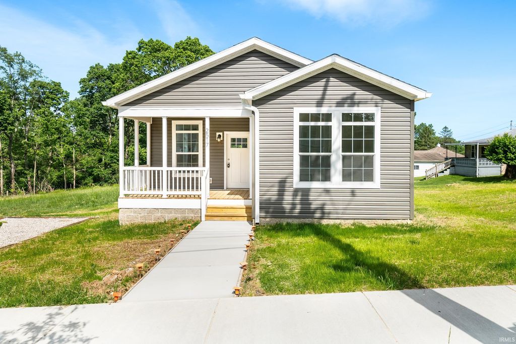 2517 S Banta Avenue, Bloomington, IN 47403