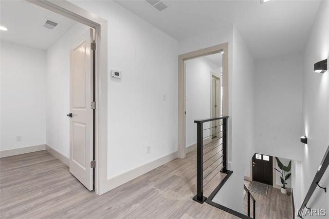 1224 Kraft Street, St Louis, MO 63139