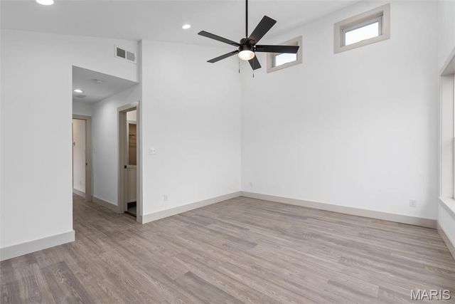 1224 Kraft Street, St Louis, MO 63139