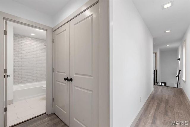 1224 Kraft Street, St Louis, MO 63139