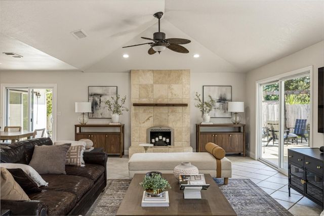 2815 Tam O Shanter Dr, El Dorado Hills, CA 95762