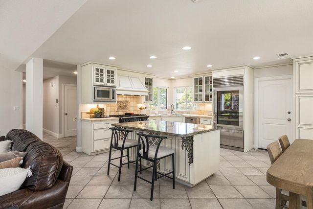 2815 Tam O Shanter Dr, El Dorado Hills, CA 95762