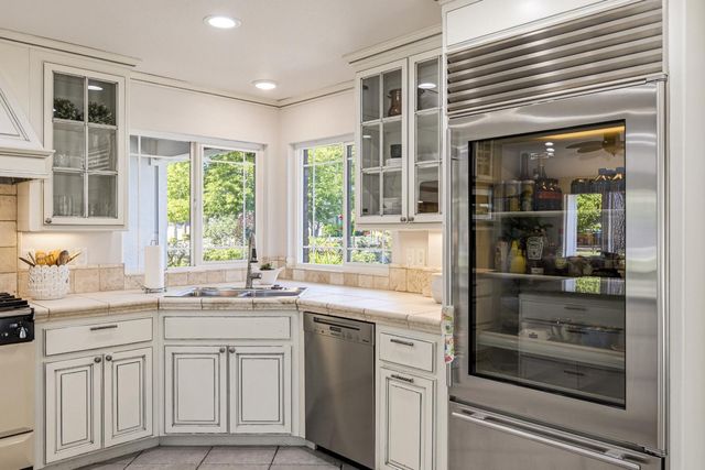 2815 Tam O Shanter Dr, El Dorado Hills, CA 95762