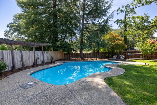 2815 Tam O Shanter Dr, El Dorado Hills, CA 95762