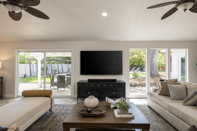2815 Tam O Shanter Dr, El Dorado Hills, CA 95762