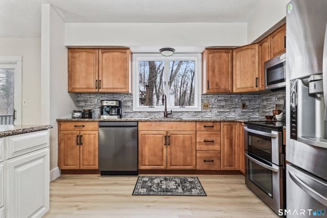 7 Circuit Avenue, Watertown, CT 06795