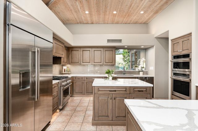 10615 E Honey Mesquite Drive, Scottsdale, AZ 85262