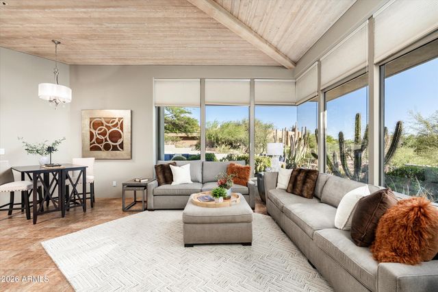 10615 E Honey Mesquite Drive, Scottsdale, AZ 85262