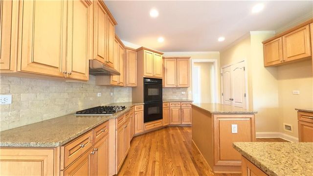 2640 Ivy Brook Lane, Buford, GA 30519