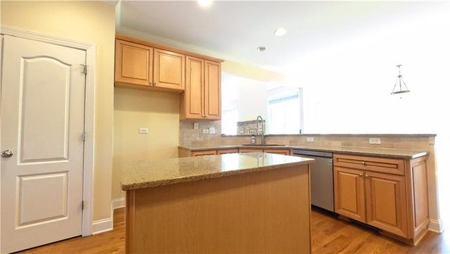 2640 Ivy Brook Lane, Buford, GA 30519