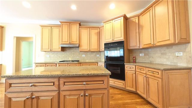 2640 Ivy Brook Lane, Buford, GA 30519