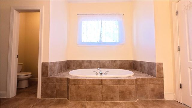 2640 Ivy Brook Lane, Buford, GA 30519