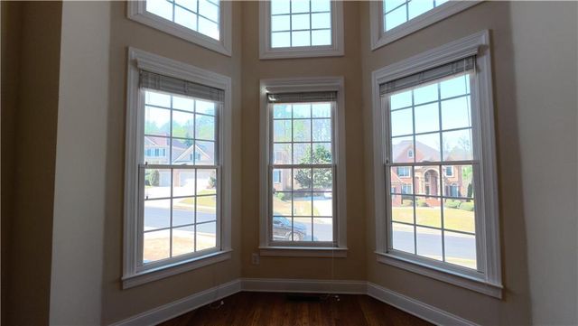 2640 Ivy Brook Lane, Buford, GA 30519