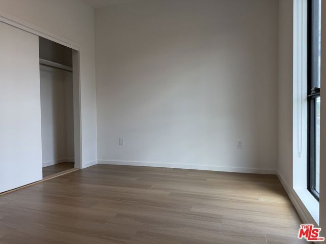 5119 Colfax Avenue 303, Valley Village, CA 91601