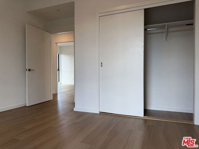 5119 Colfax Avenue 303, Valley Village, CA 91601