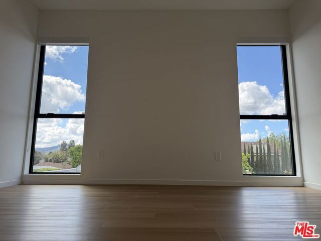 5119 Colfax Avenue 303, Valley Village, CA 91601