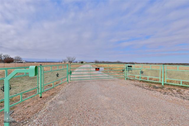 1098 E State Highway 36, Abilene, TX 79602