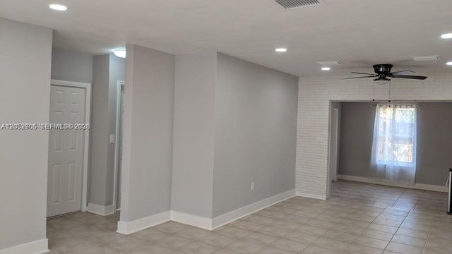 6461 Evans St, Hollywood, FL 33024