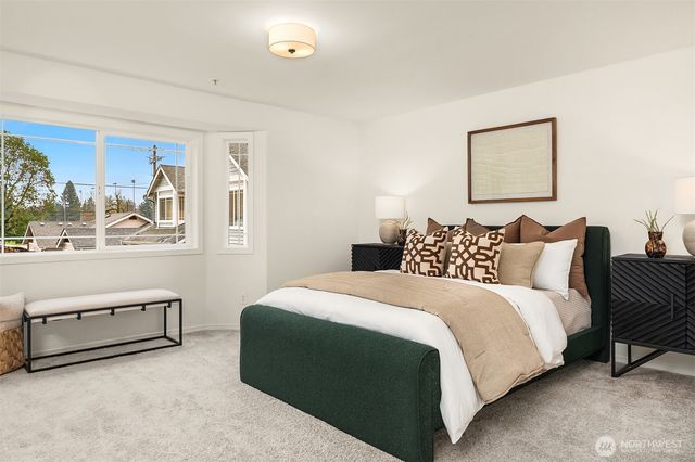 329 NE 185th Street, Shoreline, WA 98155