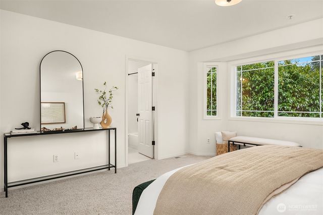 329 NE 185th Street, Shoreline, WA 98155