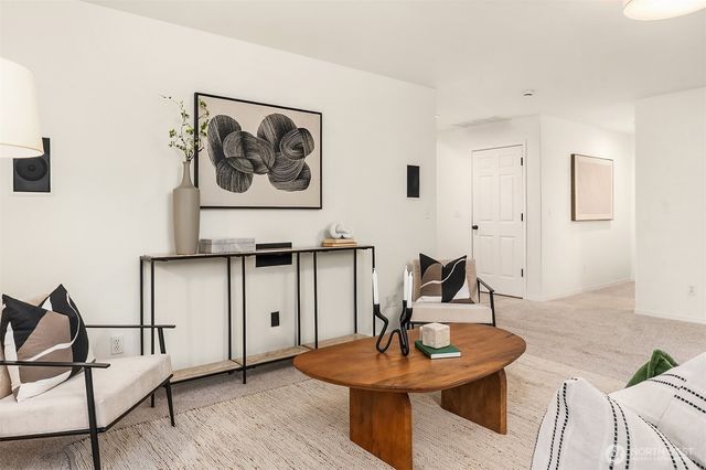 329 NE 185th Street, Shoreline, WA 98155