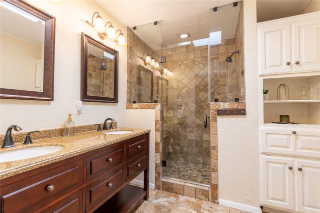 3509 Rogers Avenue, Fort Worth, TX 76109