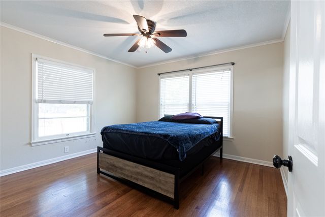 3509 Rogers Avenue, Fort Worth, TX 76109