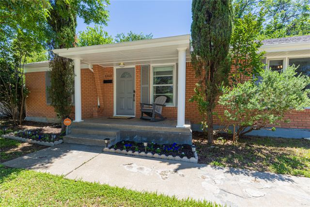 3509 Rogers Avenue, Fort Worth, TX 76109