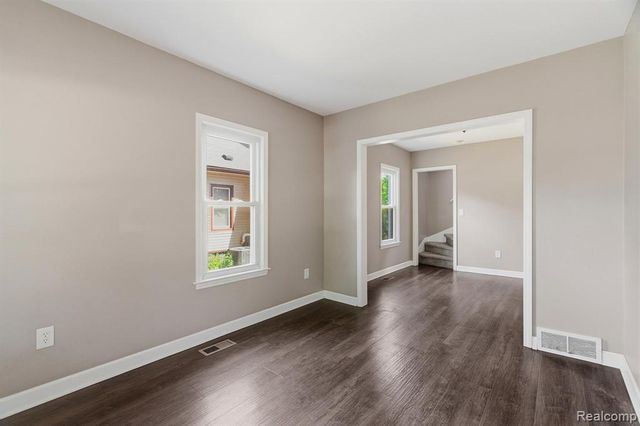 147 Crocker Boulevard, Mount Clemens, MI 48043