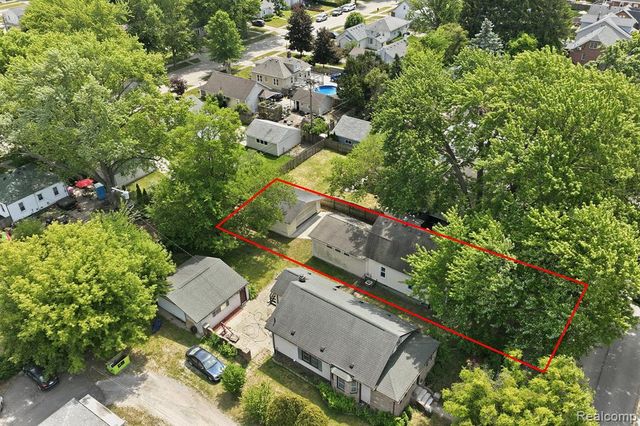147 Crocker Boulevard, Mount Clemens, MI 48043
