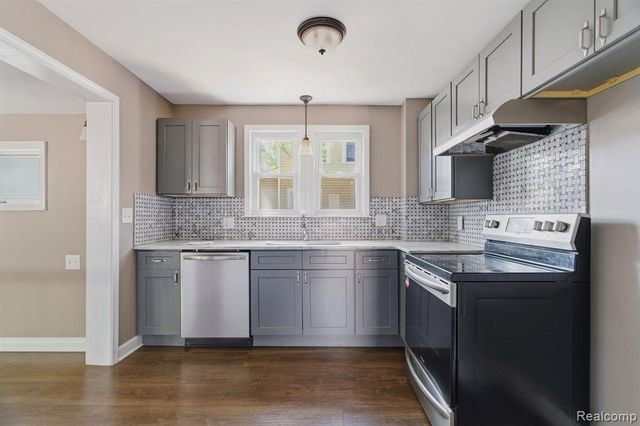 147 Crocker Boulevard, Mount Clemens, MI 48043