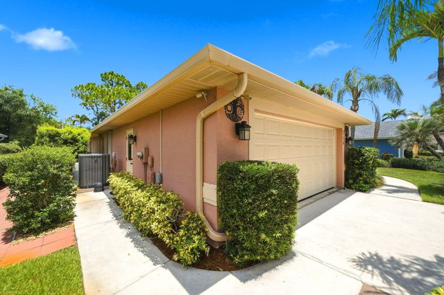 214 SW Fernleaf Trail, Port St. Lucie, Port St Lucie, FL 34953