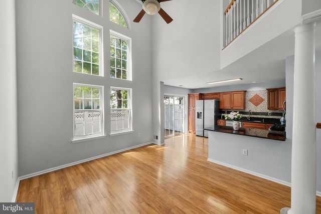 16 LEE CT, Plainsboro, NJ 08536