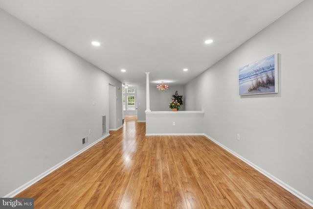 16 LEE CT, Plainsboro, NJ 08536