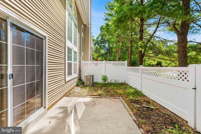 16 LEE CT, Plainsboro, NJ 08536