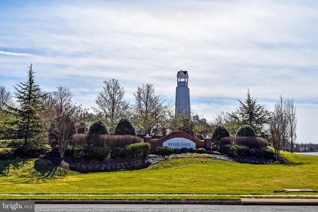 2697 MCGUFFEYS CT, Woodbridge, VA 22191