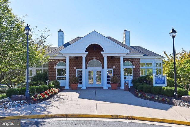 2697 MCGUFFEYS CT, Woodbridge, VA 22191