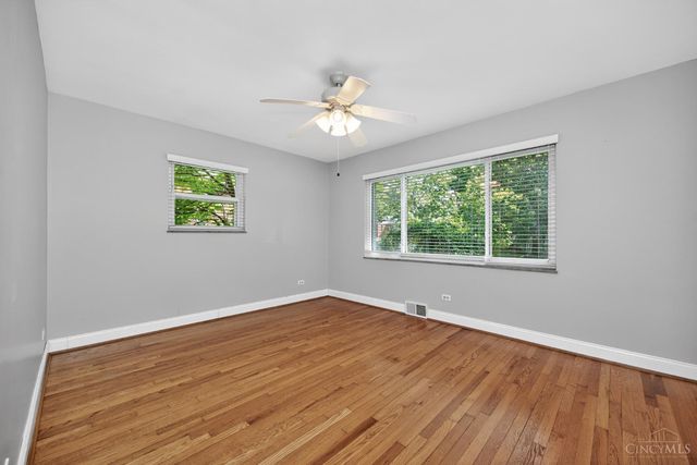 1647 Dell Terrace, Cincinnati, OH 45230