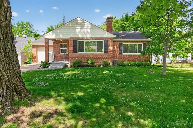 1647 Dell Terrace, Cincinnati, OH 45230