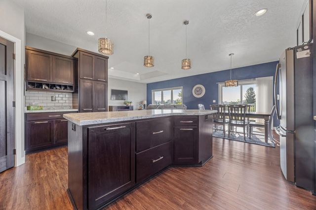 5932 Autumn Drive S, Fargo, ND 58104