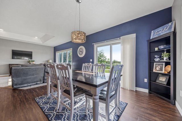 5932 Autumn Drive S, Fargo, ND 58104