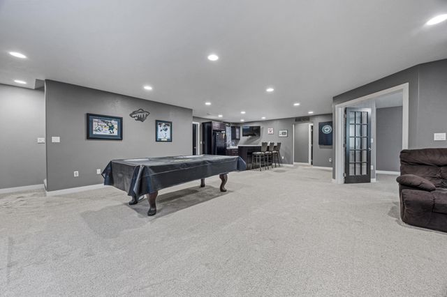 5932 Autumn Drive S, Fargo, ND 58104