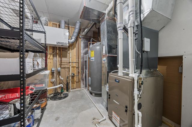 5932 Autumn Drive S, Fargo, ND 58104