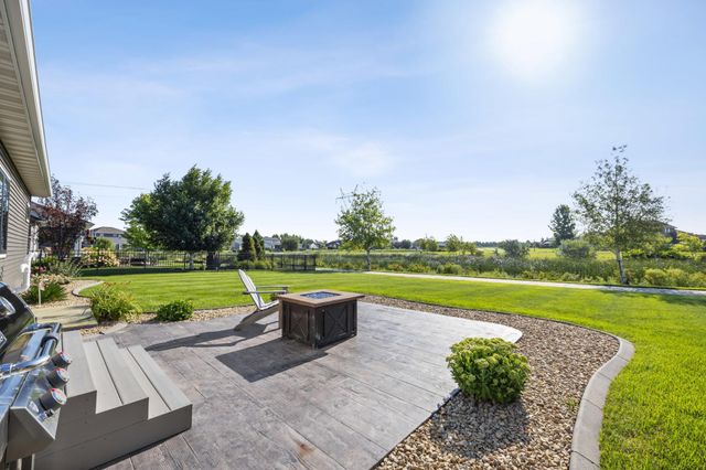 5932 Autumn Drive S, Fargo, ND 58104