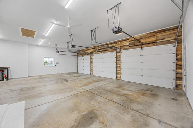 5932 Autumn Drive S, Fargo, ND 58104