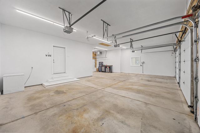 5932 Autumn Drive S, Fargo, ND 58104